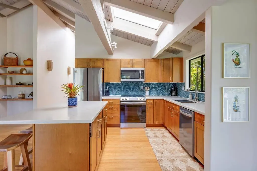 Newly Listed Luxury Home - Great Location + Views Princeville 0*,  United States