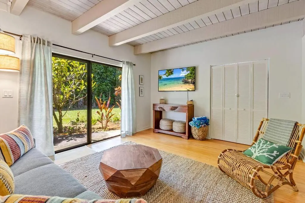 Holiday home Newly Listed Luxury Home - Great Location + Views Princeville United States